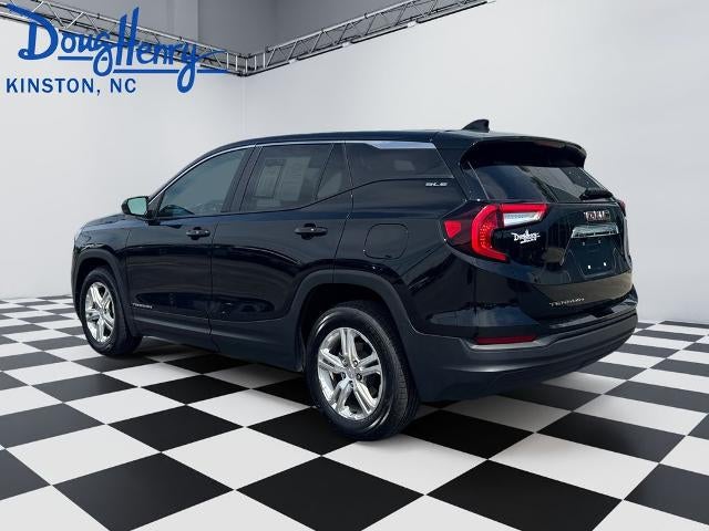 2024 GMC Terrain FWD 4dr SLE