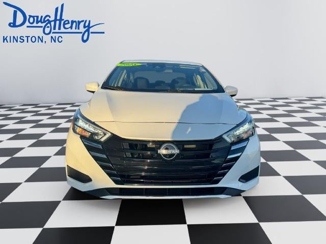 2025 Nissan Versa SV CVT