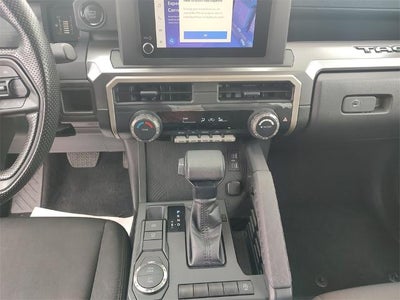 2024 Toyota Tacoma 2WD 2WD SR5 Double Cab 5' Bed AT (SE)