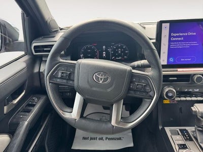 2025 Toyota Tacoma 4WD 4WD SR Double Cab 5' Bed MT (Natl)