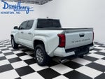 2025 Toyota Tacoma 4WD 4WD SR Double Cab 5' Bed MT (Natl)