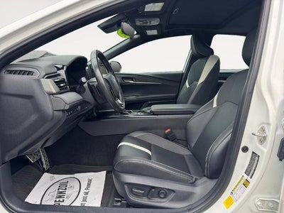 2025 Toyota Camry SE (SE)