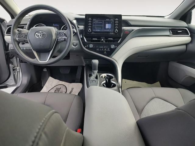 2024 Toyota Camry LE Auto (SE)