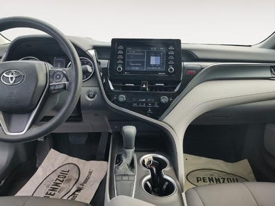 2024 Toyota Camry LE Auto (SE)