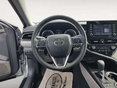 2024 Toyota Camry LE Auto (SE)