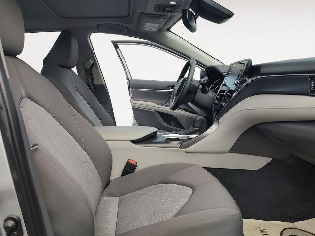 2024 Toyota Camry LE Auto (SE)
