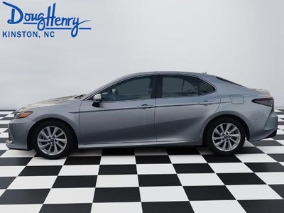 2024 Toyota Camry LE Auto (SE)