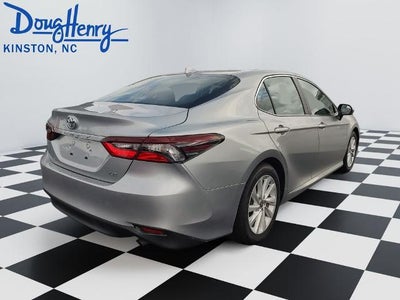 2024 Toyota Camry LE Auto (SE)