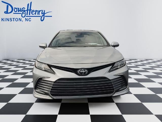 2024 Toyota Camry LE Auto (SE)