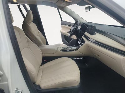 2023 INFINITI QX60 LUXE AWD