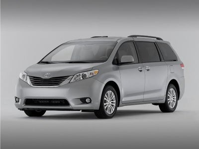 2013 Toyota Sienna 5dr 8-Pass Van V6 XLE FWD (Natl)