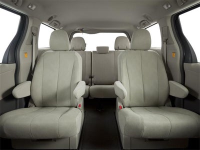 2013 Toyota Sienna 5dr 8-Pass Van V6 XLE FWD (Natl)