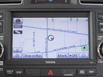 2011 Toyota Highlander FWD 4dr V6 Base (Natl)