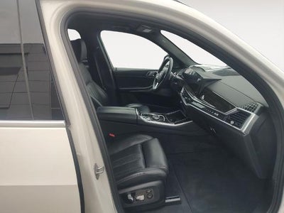 2025 BMW X5 xDrive50e Plug-In Hybrid