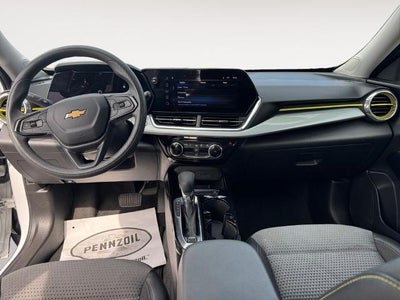 2025 Chevrolet Trax FWD 4dr LT