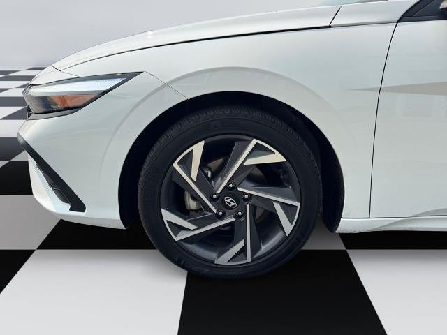2025 Hyundai ELANTRA SEL Sport IVT