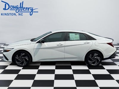 2025 Hyundai ELANTRA SEL Sport IVT