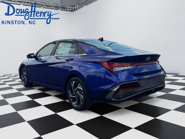 2024 Hyundai ELANTRA Limited IVT