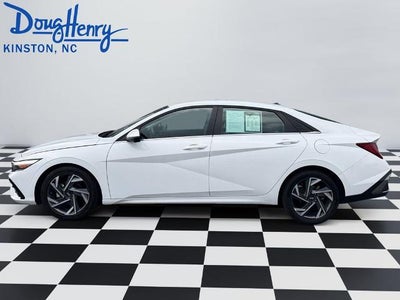 2024 Hyundai ELANTRA Limited IVT
