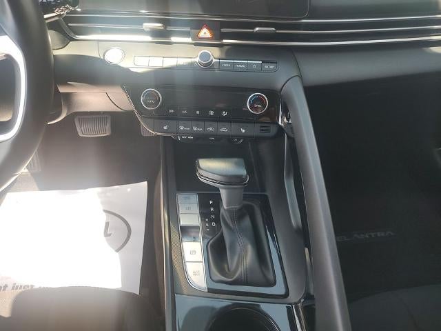 2023 Hyundai ELANTRA SEL IVT