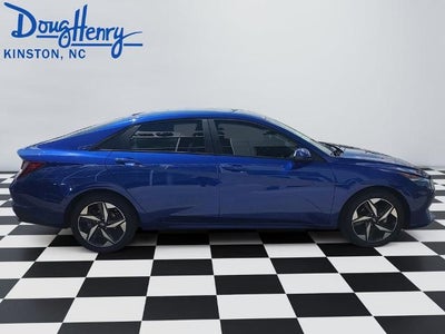 2023 Hyundai ELANTRA SEL IVT