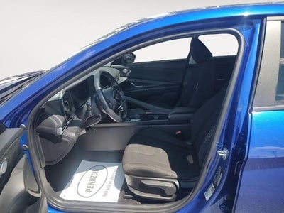 2023 Hyundai ELANTRA SEL IVT