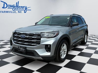 2025 Ford Explorer Active RWD