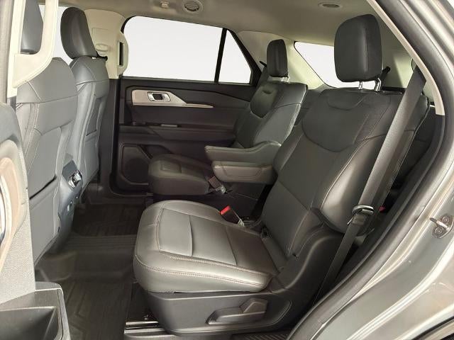 2025 Ford Explorer Active RWD