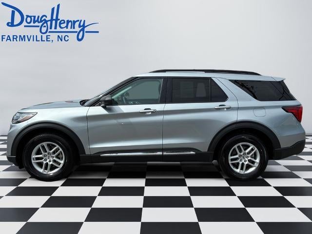 2025 Ford Explorer Active RWD