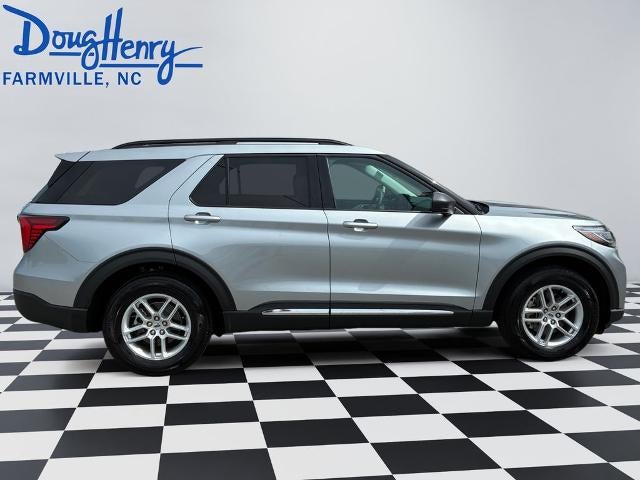 2025 Ford Explorer Active RWD