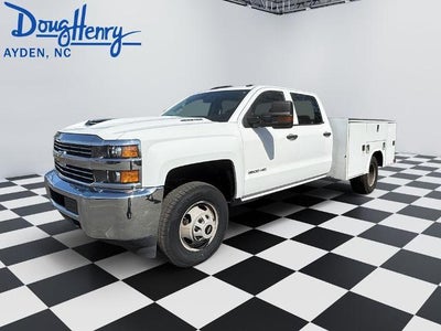 2017 Chevrolet Silverado 3500 HD 4WD Crew Cab 171.5" WB, 59.06" CA WT