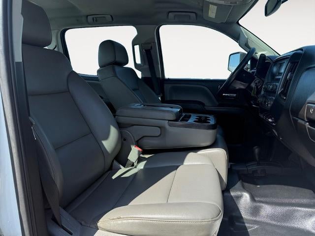 2017 Chevrolet Silverado 3500 HD 4WD Crew Cab 171.5" WB, 59.06" CA WT