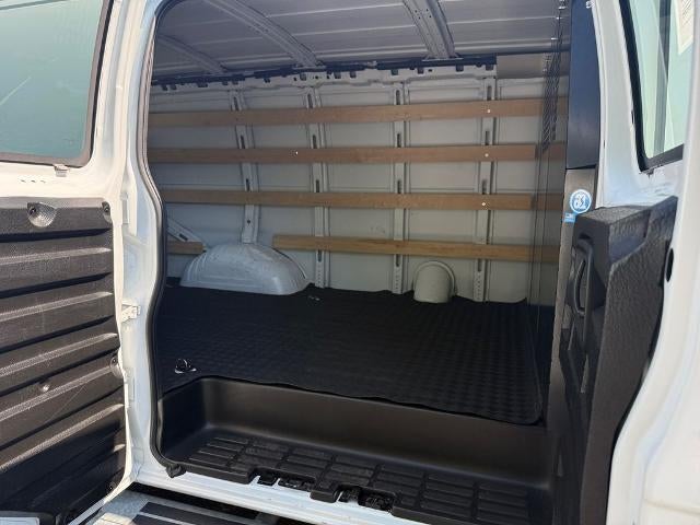 2024 Chevrolet Express Cargo Van 2500 Regular Wheelbase Rear-Wheel Drive