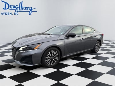 2024 Nissan Altima 2.5 SV Sedan