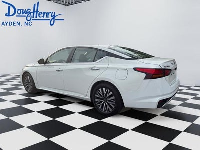 2025 Nissan Altima SV FWD