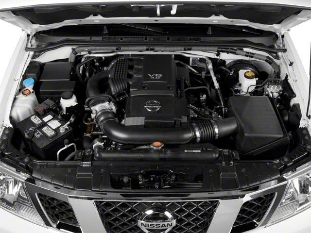 2010 Nissan Frontier 4WD Crew Cab LWB Manual SE