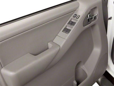 2010 Nissan Frontier 4WD Crew Cab LWB Manual SE