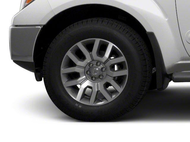 2010 Nissan Frontier 4WD Crew Cab LWB Manual SE