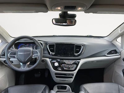 2024 Chrysler Pacifica Touring L FWD