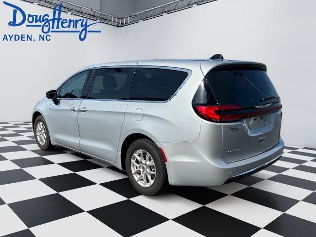 2024 Chrysler Pacifica Touring L FWD