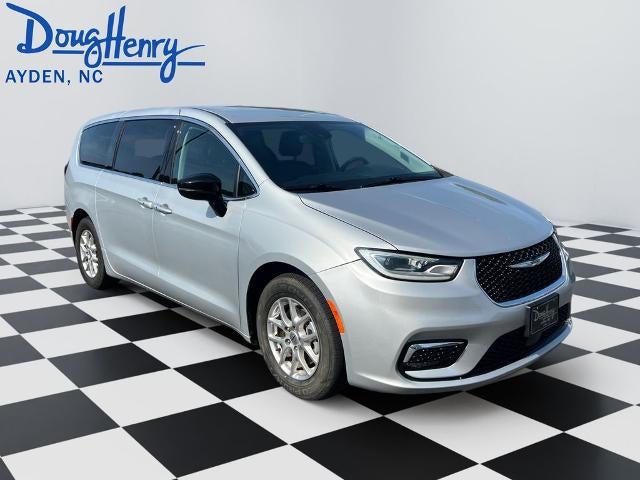 2024 Chrysler Pacifica Touring L FWD