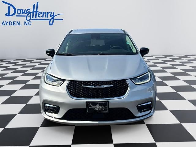 2024 Chrysler Pacifica Touring L FWD