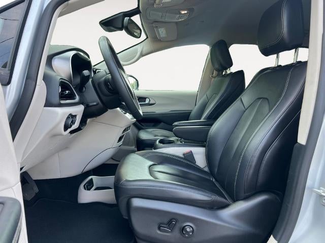 2024 Chrysler Pacifica Touring L FWD