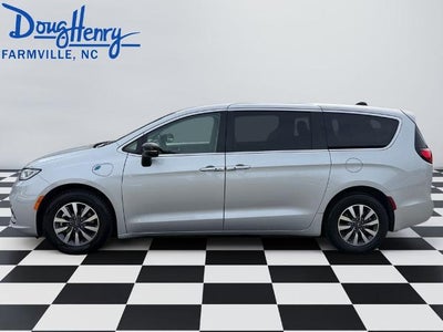 2024 Chrysler Pacifica Hybrid Select FWD