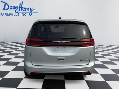 2024 Chrysler Pacifica Hybrid Select FWD