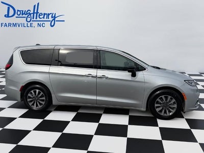 2024 Chrysler Pacifica Hybrid Select FWD