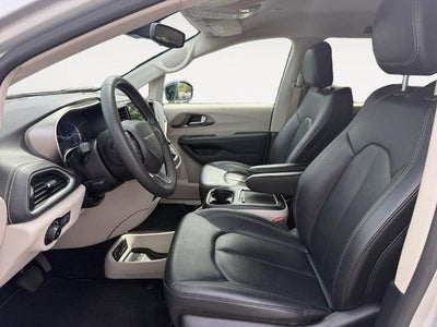2024 Chrysler Pacifica Hybrid Select FWD