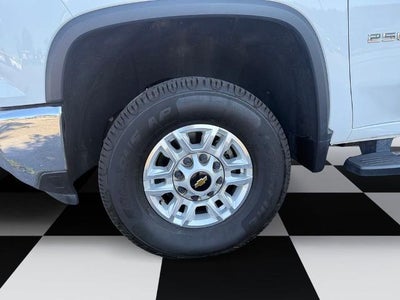 2024 Chevrolet Silverado 2500 HD Crew Cab Standard Box 4-Wheel Drive LT