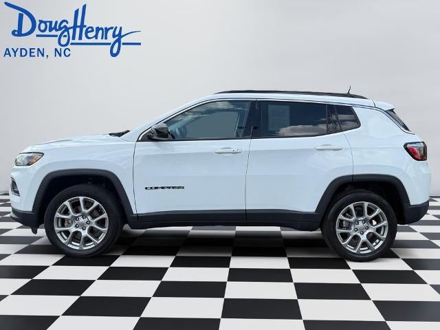 2022 Jeep Compass Latitude Lux