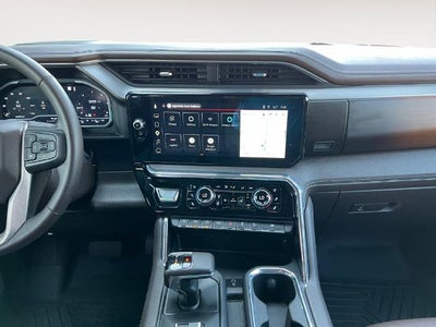 2023 GMC Sierra 1500 Crew Cab Short Box 4-Wheel Drive Denali